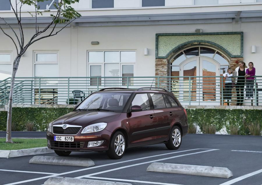  Skoda Fabia Combi 2010 года  (фото 15 из 25)